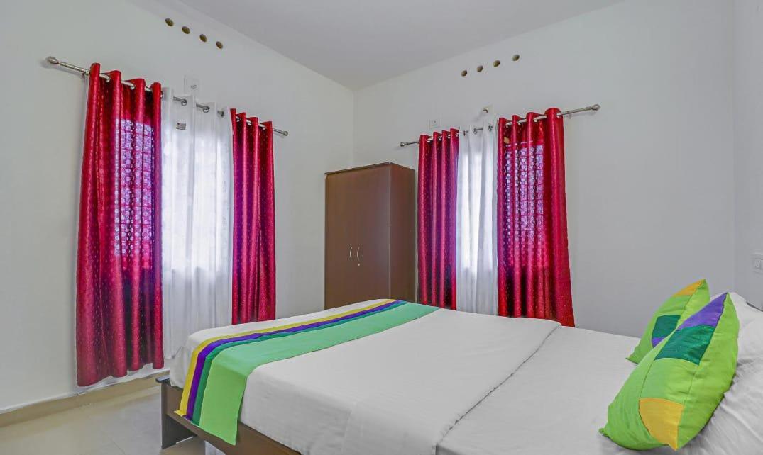Moss Adams Inn Vagamon Extérieur photo