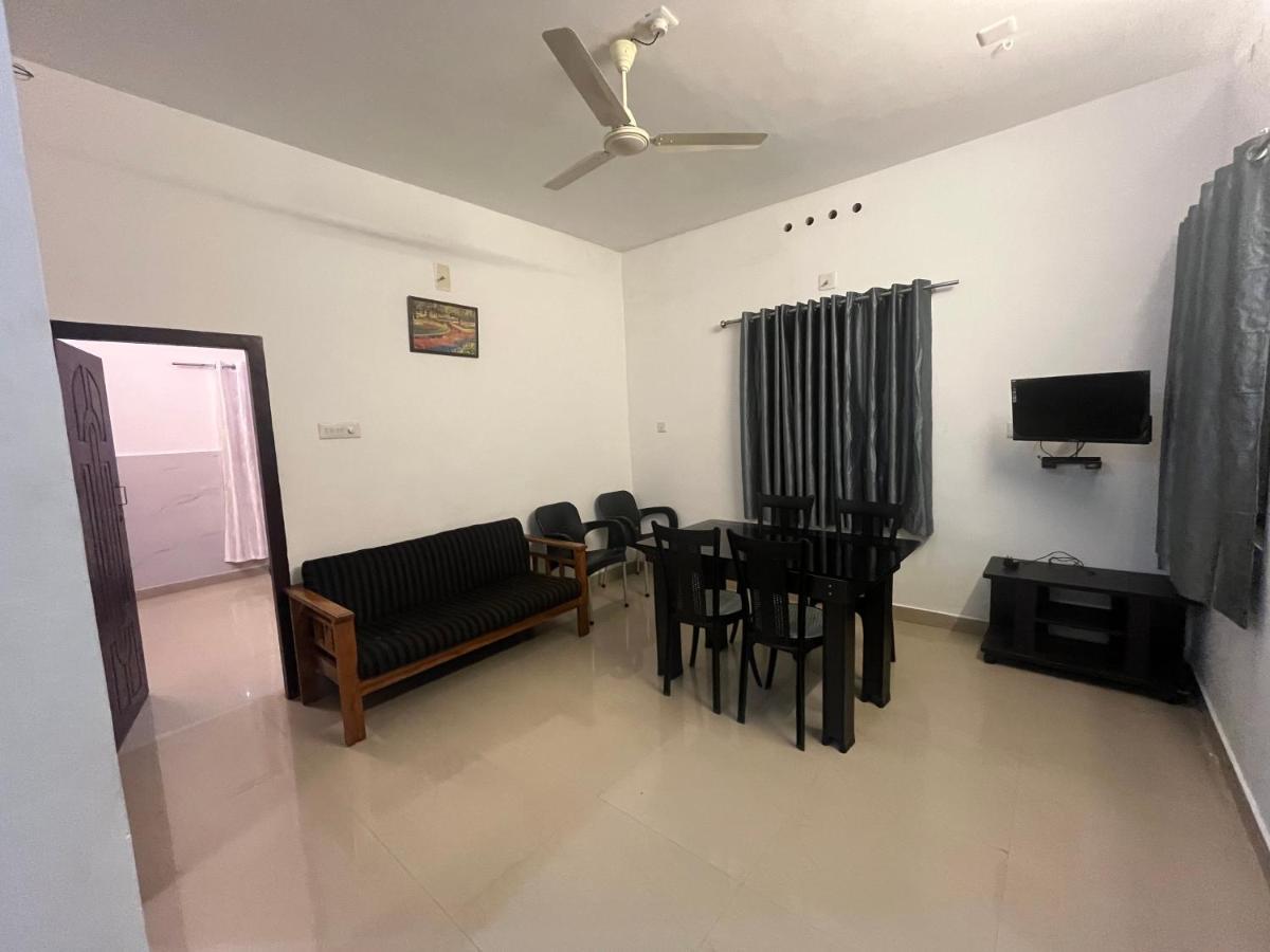 Moss Adams Inn Vagamon Extérieur photo