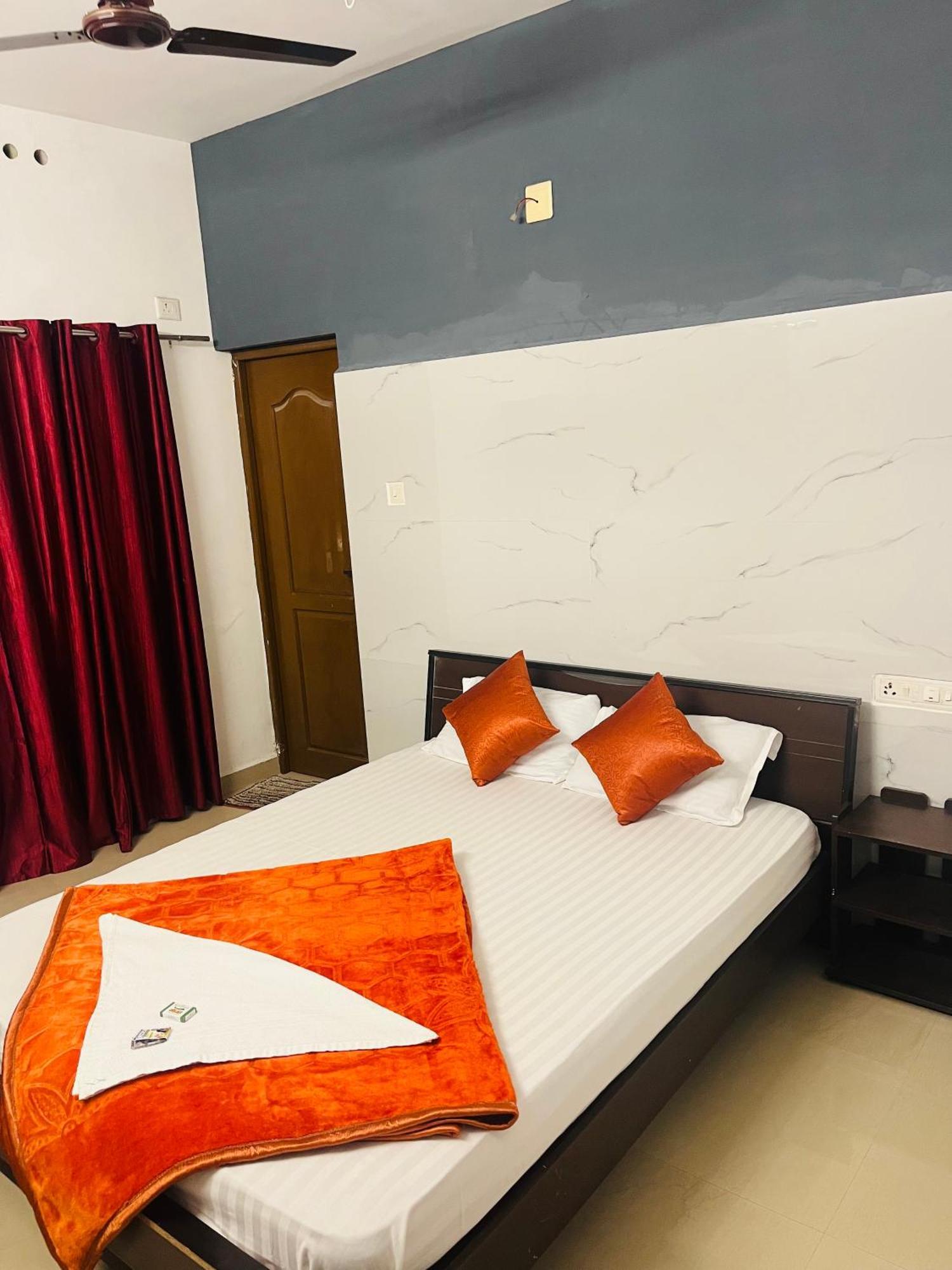 Moss Adams Inn Vagamon Extérieur photo
